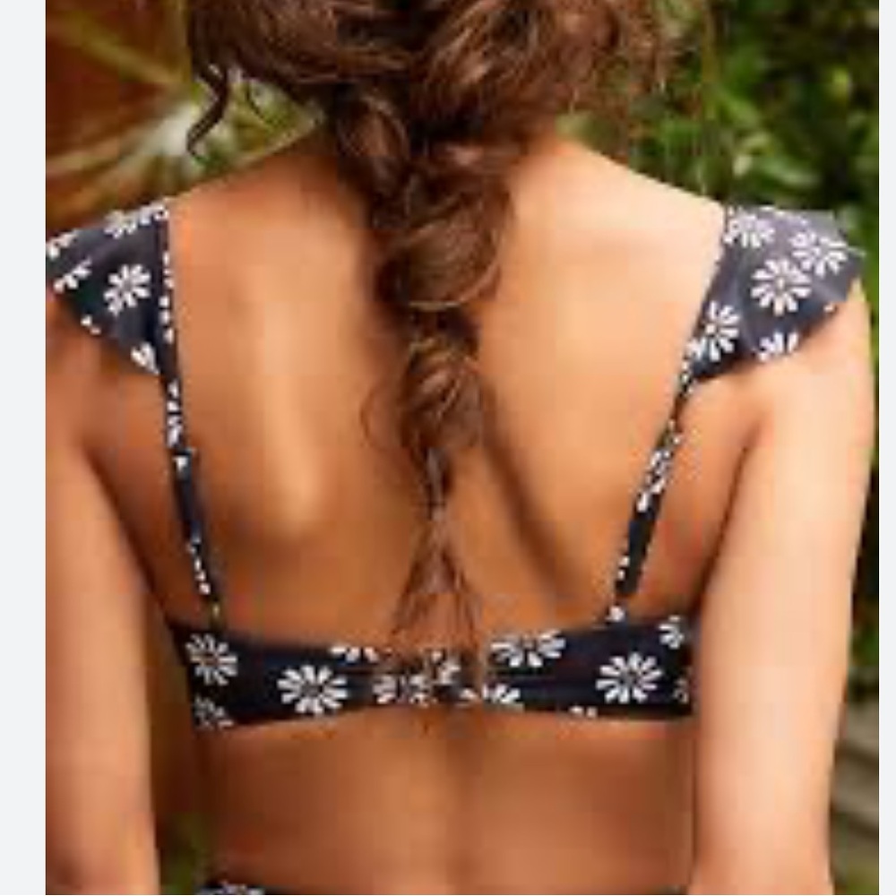 Beach Riot Daisy Swim Bottom M and Top S - Picture 3 of 5